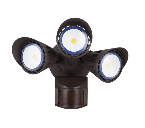 Low - voltage recessed lights for safety in children's rooms3-Head LED Security Light w/ PIR Sensor, Bronze or White Finish, 3000K or 5000K CCT Low - voltage recessed lights for safety in children's rooms3-Head LED Security Light w/ PIR Sensor, Bronze or White Finish, 3000K or 5000K CCT