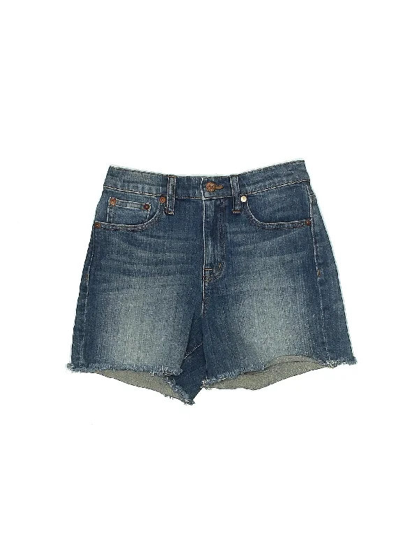 Mid-Rise Denim Shorts in Light Wash