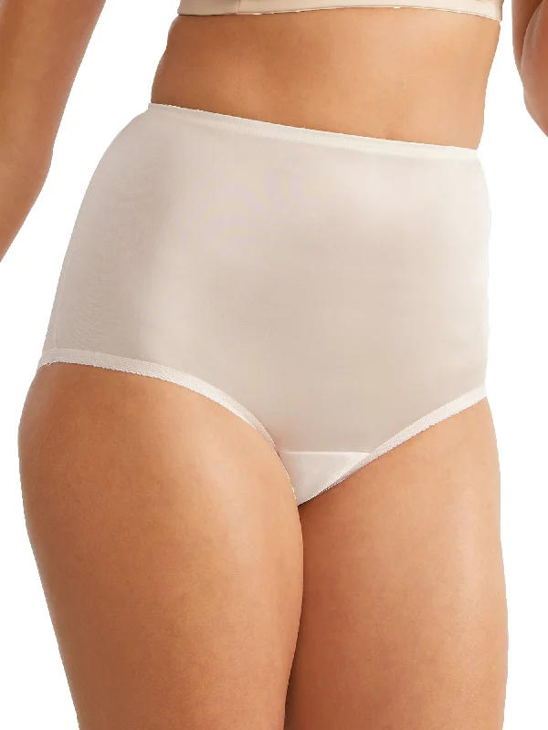 Vanity Fair Women's Classic Ravissant Full Brief