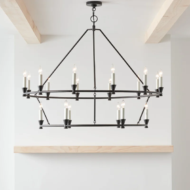 Chandeliers with Venetian Glass for a Luxurious LookChandelier Keystone