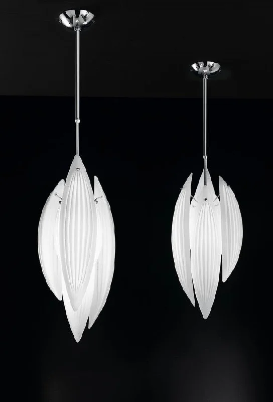 Chandeliers with Frosted Glass for a Softer Light DiffusionParadise 24cm Murano Glass Chandelier
