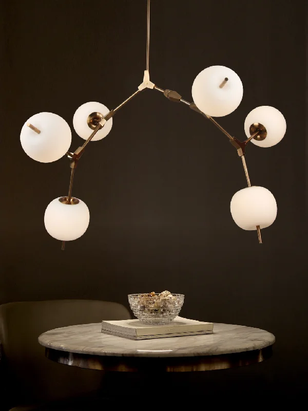 Incandescent Chandeliers for a Warm and Traditional GlowPlato 36W Chandelier
