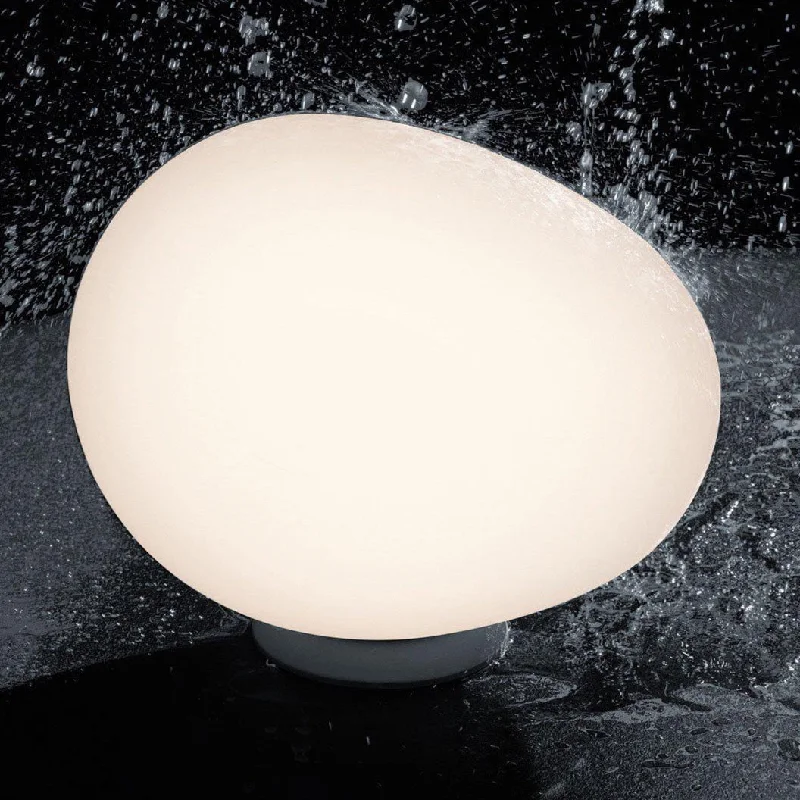 Victorian Style Floor Lamp for Traditional and Elegant InteriorsFoscarini Gregg Outdoor Light