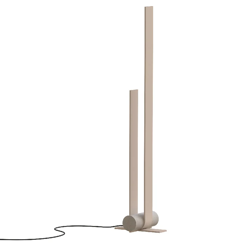 Rustic Farmhouse Style Floor Lamp for Cozy BedroomsNastro Curved Outdoor Floor Lamp