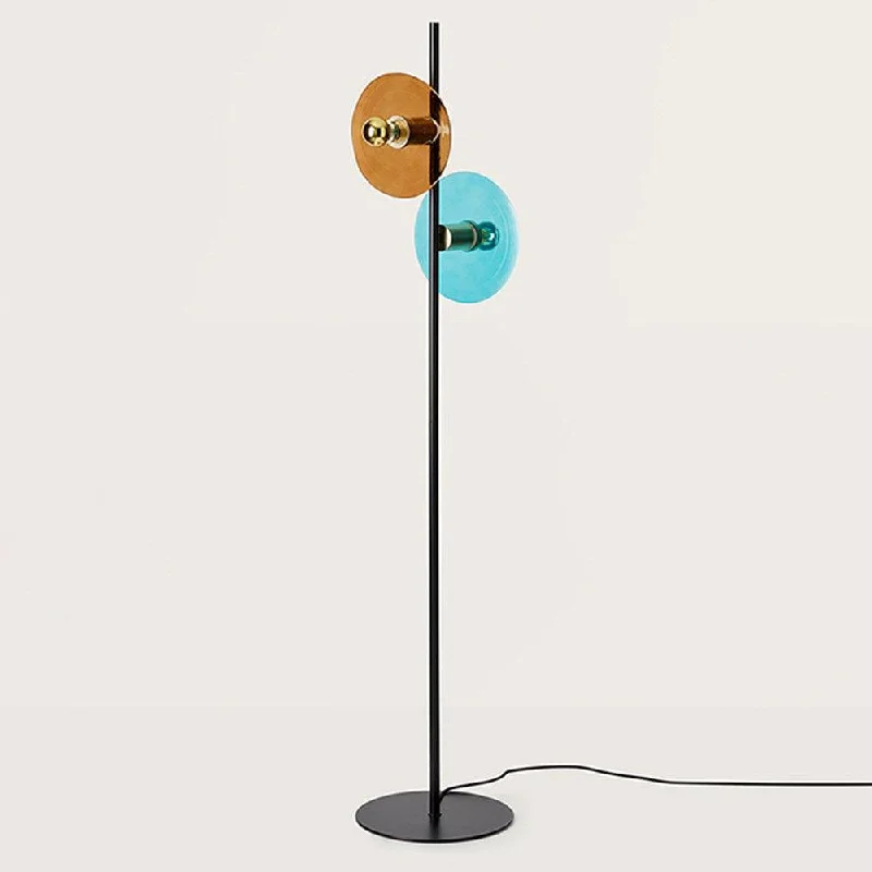 Way Switch Floor Lamp for Multiple Light Intensity LevelsOhlala Floor Lamp in Matt Black and Matt Brass Way Switch Floor Lamp for Multiple Light Intensity LevelsOhlala Floor Lamp in Matt Black and Matt Brass