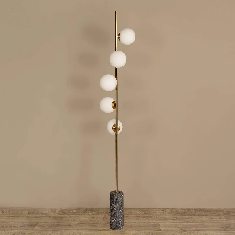 Metal Floor Lamp with a Matte Black Finish for a Sleek LookFloor Lamp