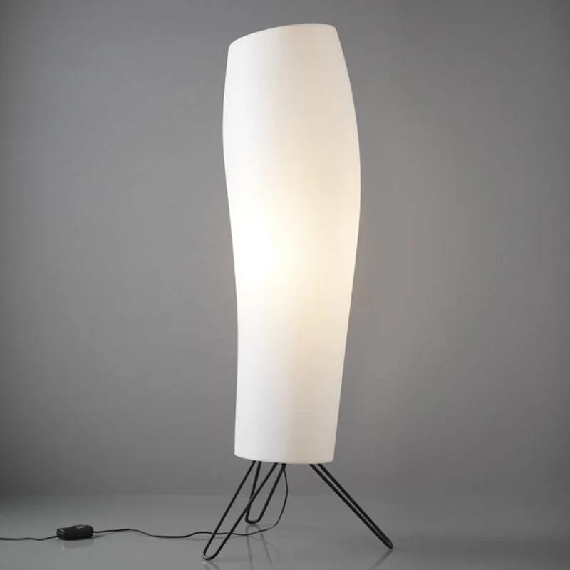 Industrial Style Floor Lamp with Exposed Bulbs for Loft ApartmentsWarm Indoor Floor Lamp Industrial Style Floor Lamp with Exposed Bulbs for Loft ApartmentsWarm Indoor Floor Lamp