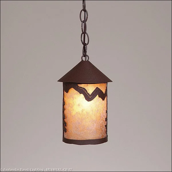 Tropical - Themed Ceiling Lights with Palm - Leaf Shapes and Rattan WrapsMini Pendants - Chain Tropical - Themed Ceiling Lights with Palm - Leaf Shapes and Rattan WrapsMini Pendants - Chain