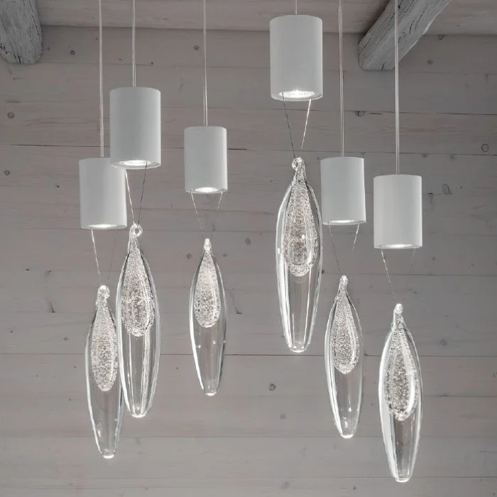 Modern Minimalist Ceiling Lights for Contemporary InteriorsModern Clear Glass Light Fitting With 6 Pendants In Pink & Blue
